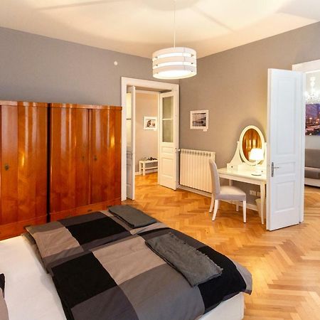 Da Gillo Lägenhet Trieste Exteriör bild